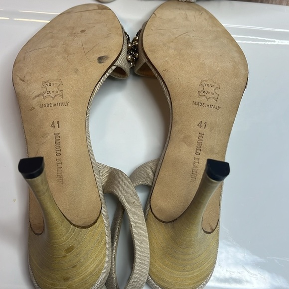 MANOLO BLAHNIK JEWELED HEELS - Picture 4 of 10